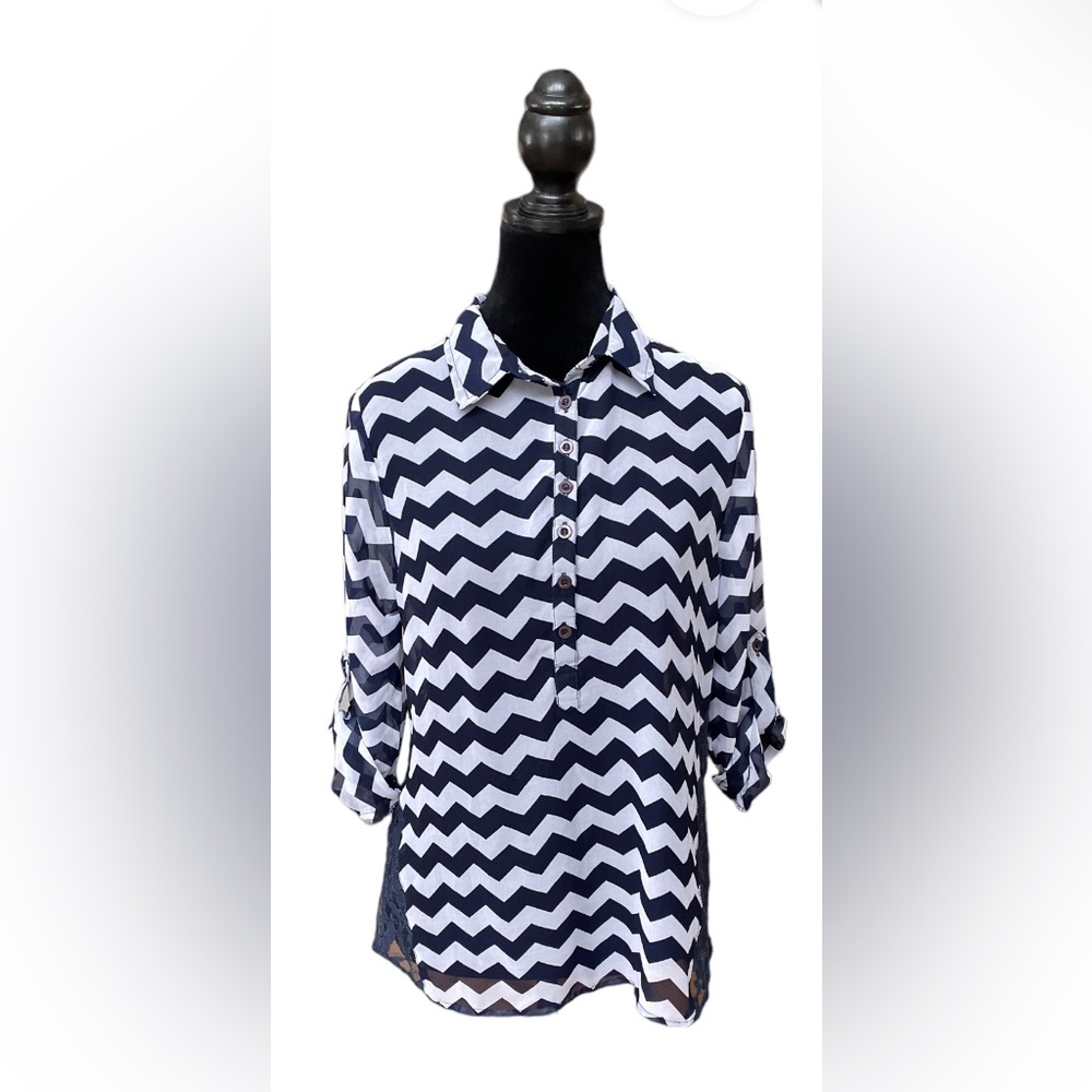 Wet Seal: Blouse